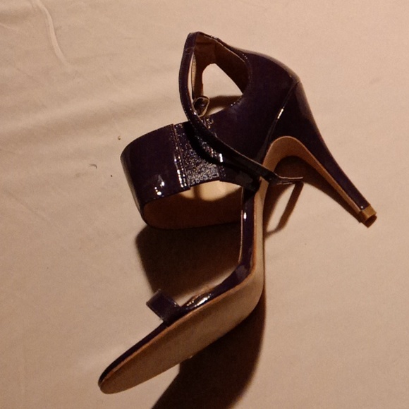 Purple heels - Picture 2 of 2